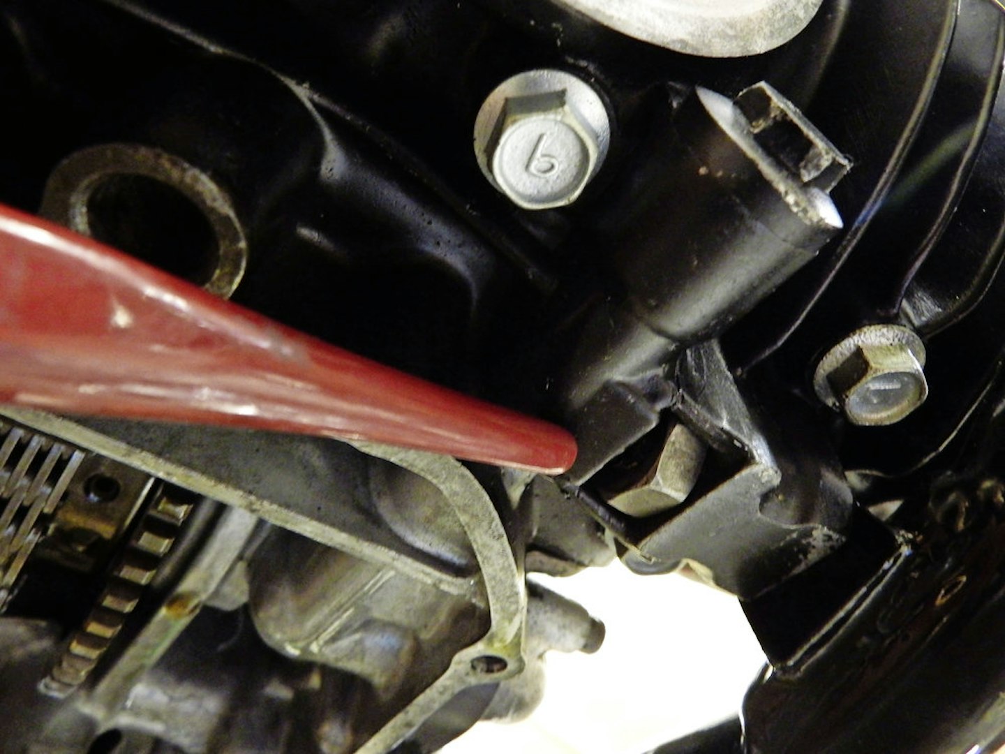 A millimetre’s difference in this bolt on a 400 Four could be disastrous
