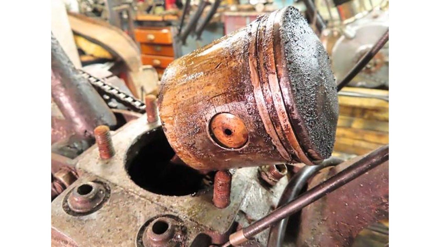 piston